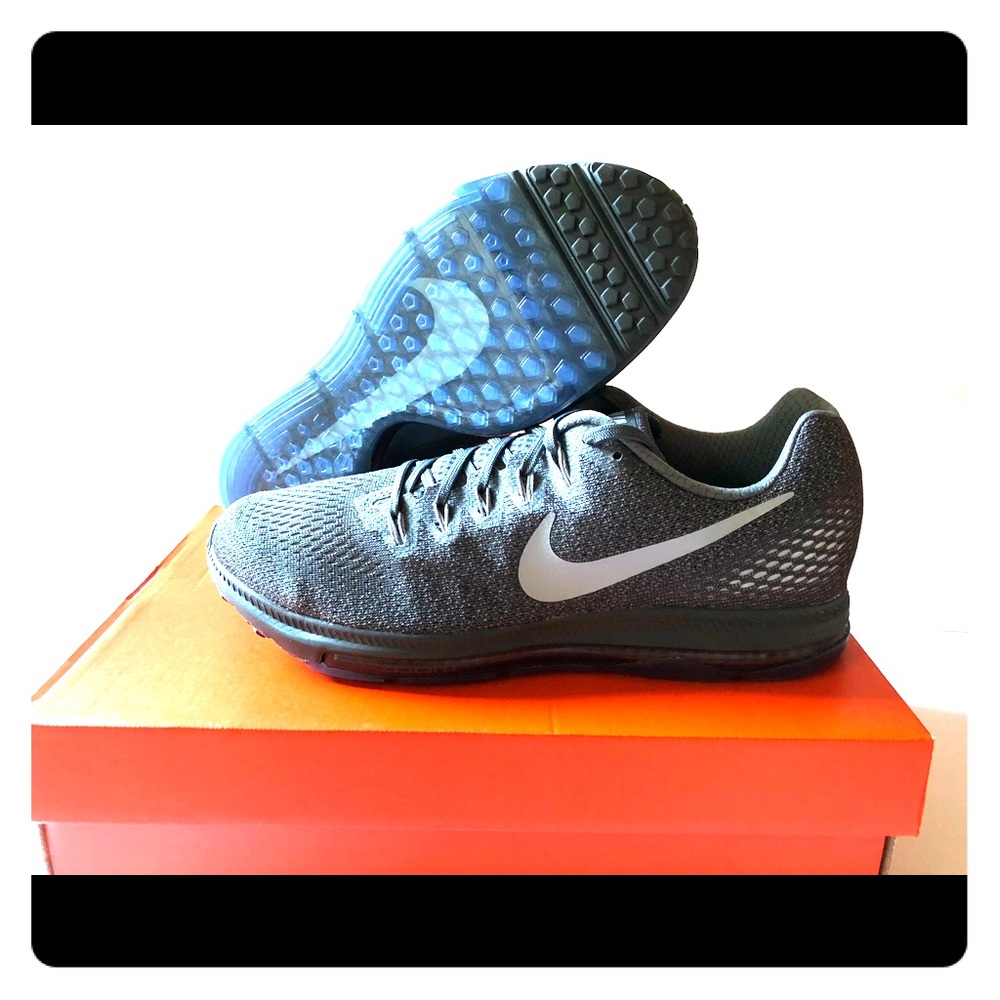Nike Zoom Running Shoes Gray Size 9 Mens New NIB - Picture 1 of 8